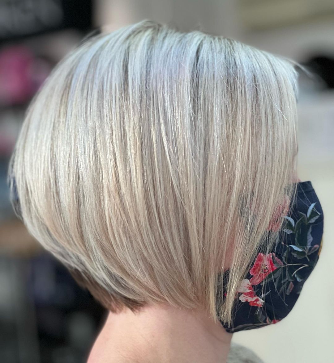 blunt cut bob hairstyle at Hertford Hair Salon in Hertford blunt cut bob hairstyle at Hertford Hair Salon in Hertford