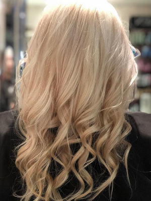 bleached-blonde-hair-colours-hertford-hairdressing-salon-hertford